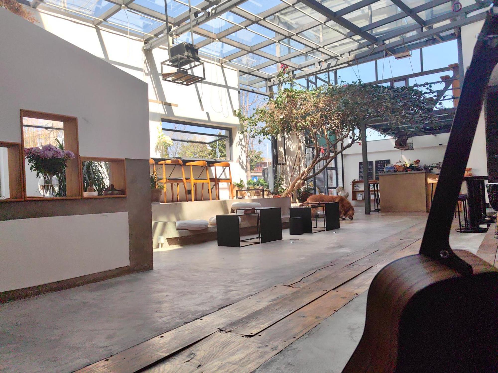 DaLi LOFT Travelling With Hostel Eksteriør bilde